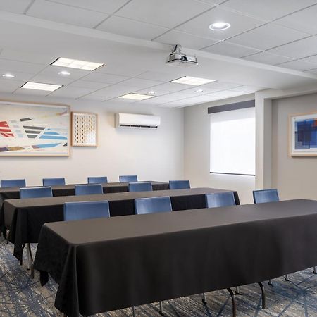 Holiday Inn Express Toledo North By Ihg Buitenkant foto