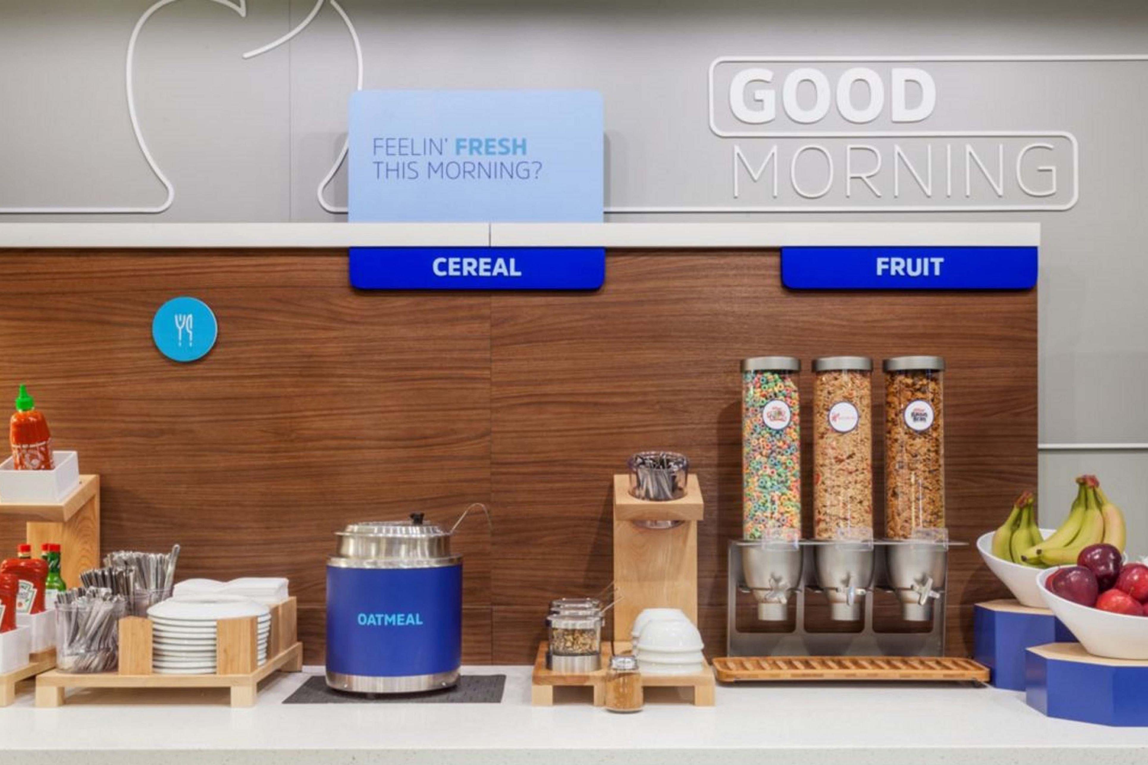 Holiday Inn Express Toledo North By Ihg Buitenkant foto